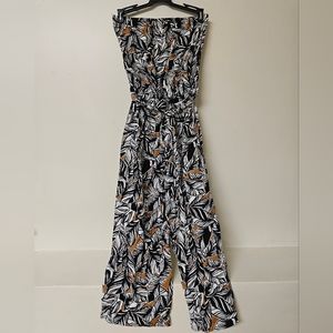 Cute and Comfy Derek Heart strapless jumpsuit